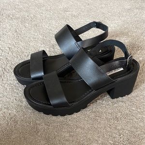 Steve Madden Platform sandals